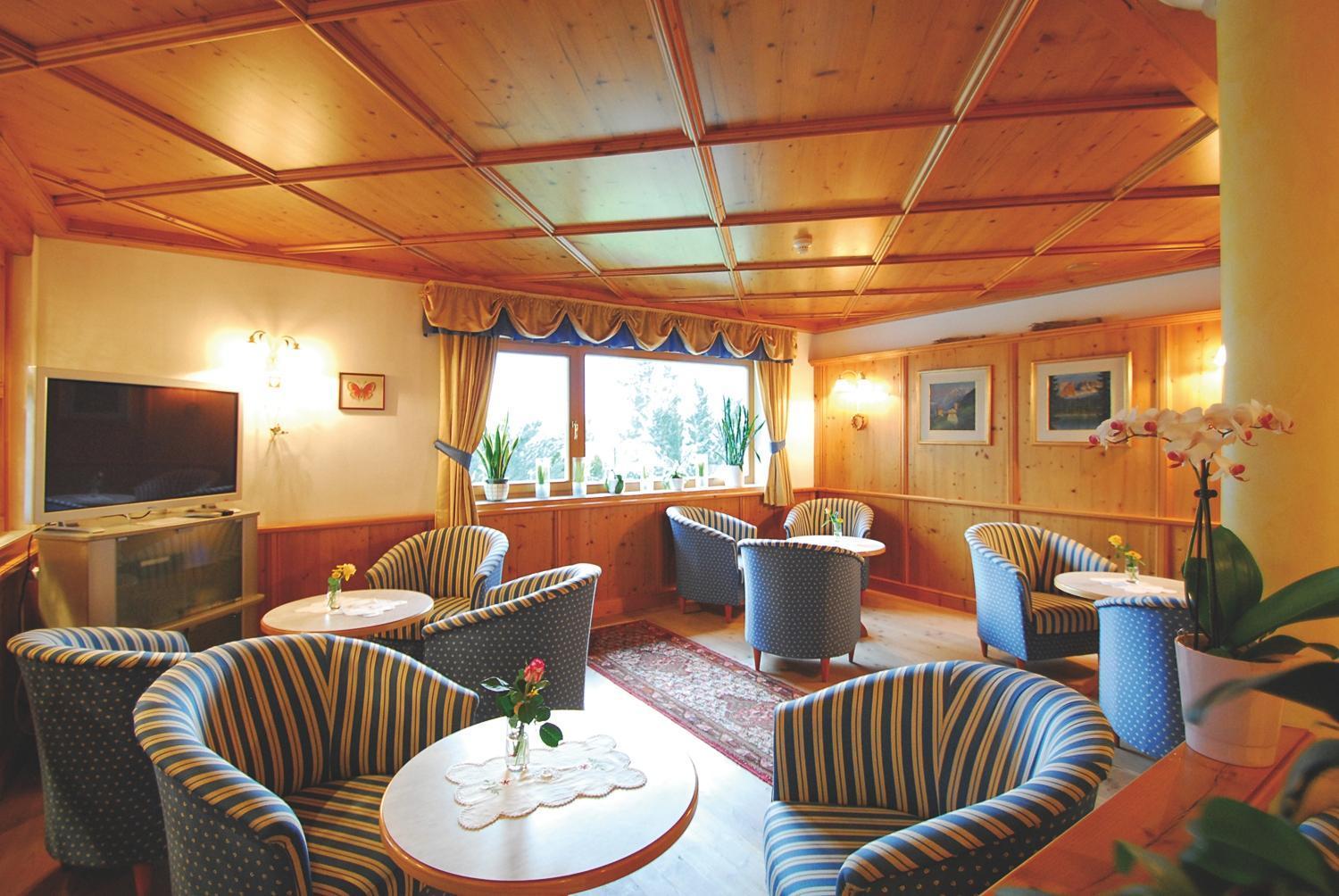 Hotel Olympia Brunico Esterno foto