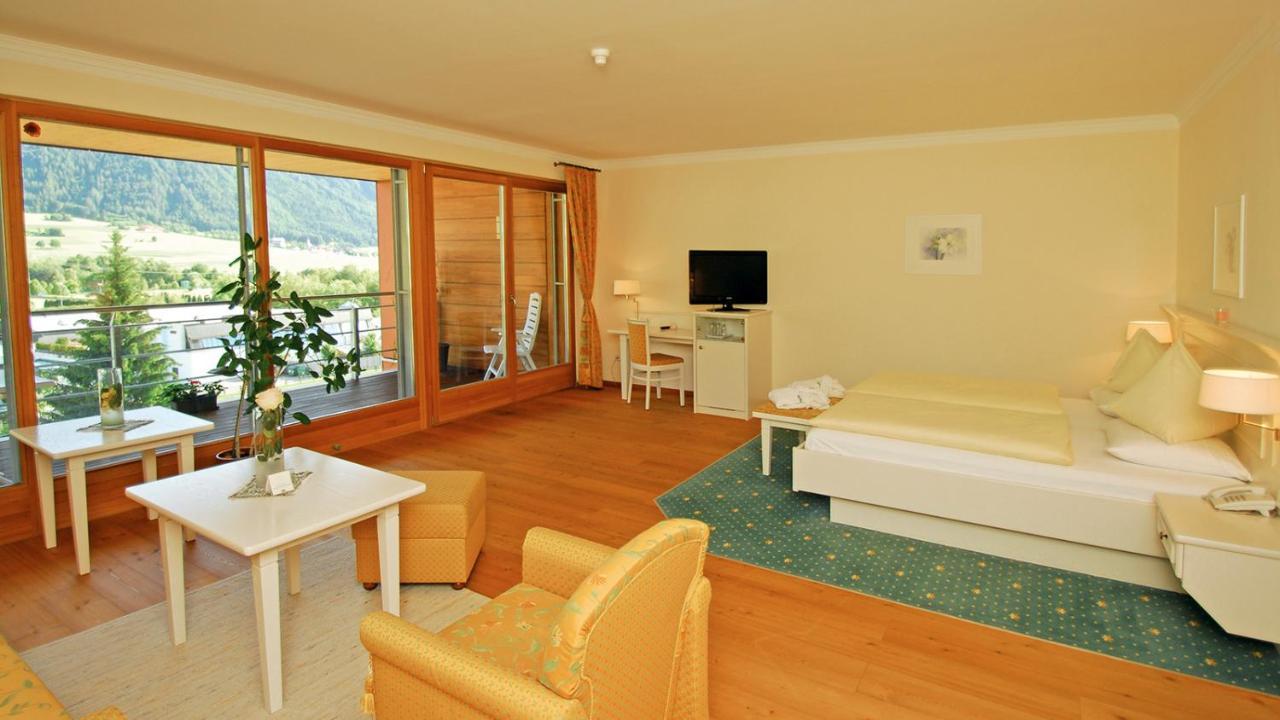 Hotel Olympia Brunico Esterno foto